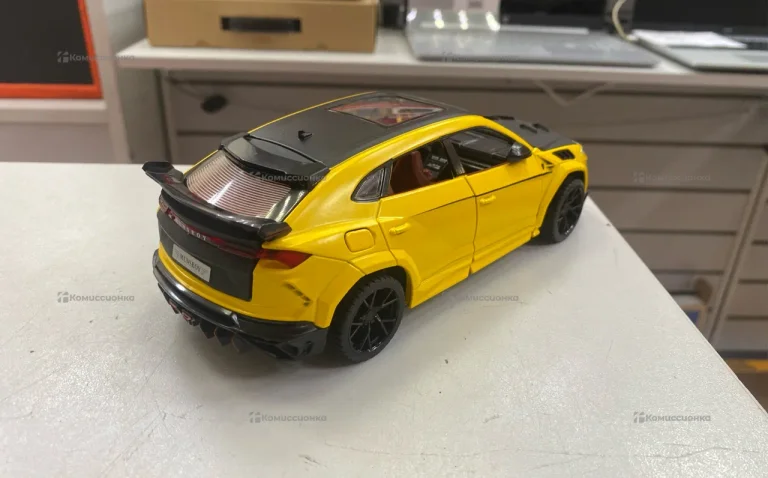 Машинка Lamborghini Urus