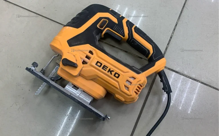 Лобзик сетевой Deko DKJS1050E