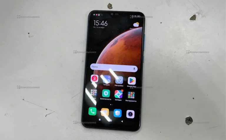 Xiaomi Mi 8 Lite 4/64 ГБ