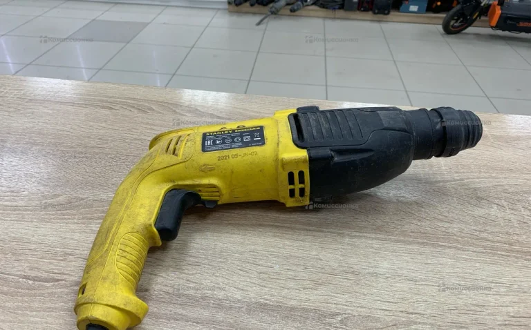 Перфоратор Stanley