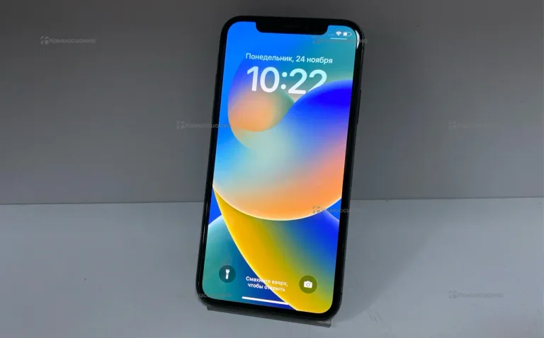 Apple iPhone X 3/256 ГБ