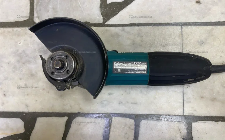 УШМ Makita GA5030 .