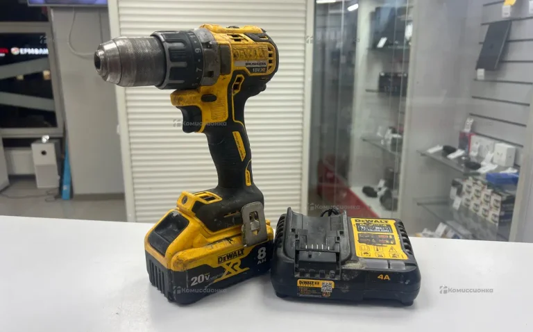 Аккумуляторная дрель-шуруповерт DeWALT DCD791NT