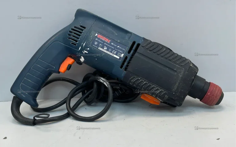 Перфоратор STERN 750W