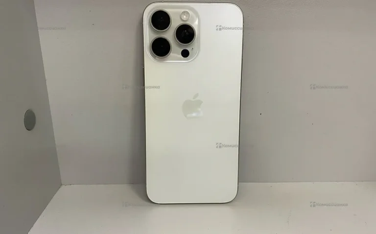 Apple iPhone 15 Pro Max 8/256 ГБ