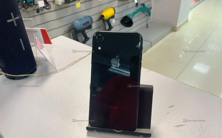 Apple iPhone XR 3/128 ГБ