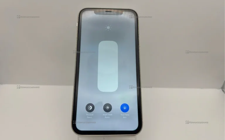 Apple iPhone 11 4/64 ГБ