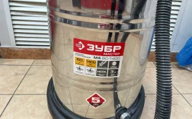 Купить Пылесос  Зубр м460 1400 б/у , в Санкт-Петербург Цена:5900рублей