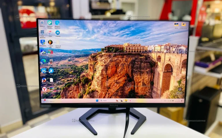 Монитор Philips._ Монитор Philips 24M1N3200