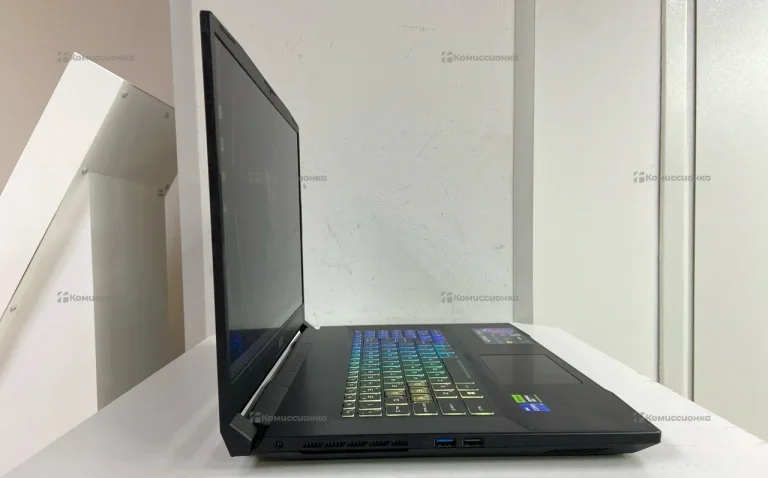 Ноутбук  MSI Katana 17 B12V
