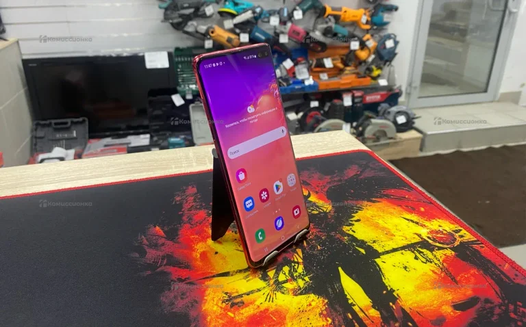 Samsung Galaxy S10+ 8/128 ГБ