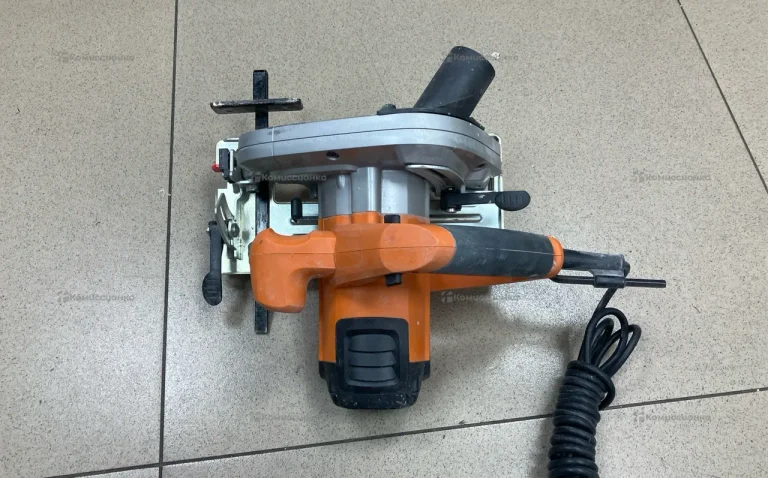 Дисковая пила Worx WX425