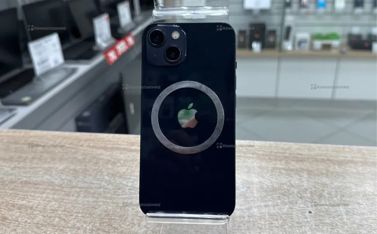 Apple iPhone 13 4/256 ГБ