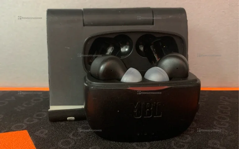 Наушники JBL