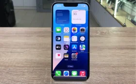 Apple iPhone 13 4/128 ГБ