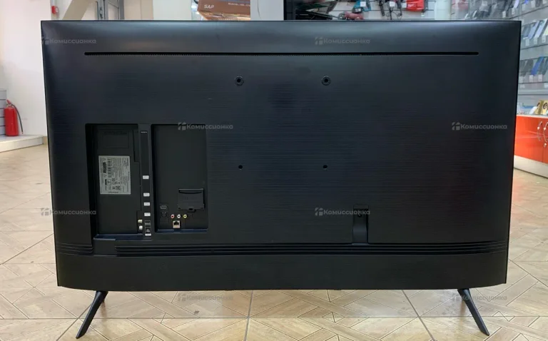 Телевизор Samsung QE50Q87TAU