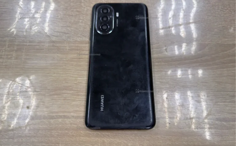 Huawei Nova Y70 4/64 ГБ