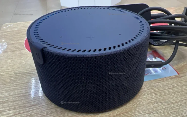 Колонка  Яндекс Станция с часами