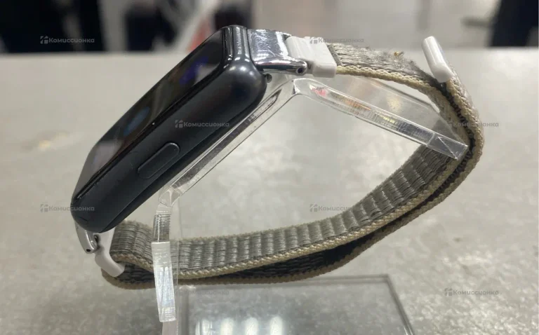 Часы Huawei Band 7