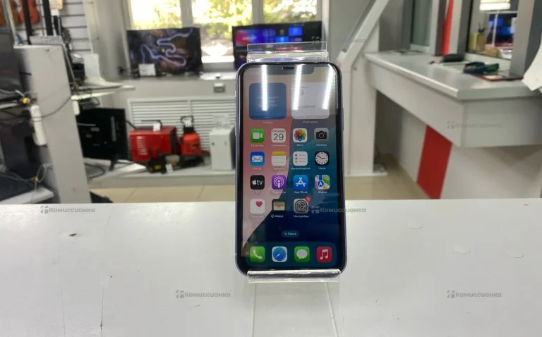 Apple Iphone 11 64 ГБ