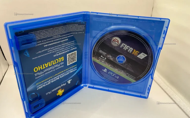 Диск с игрой FIFA 16