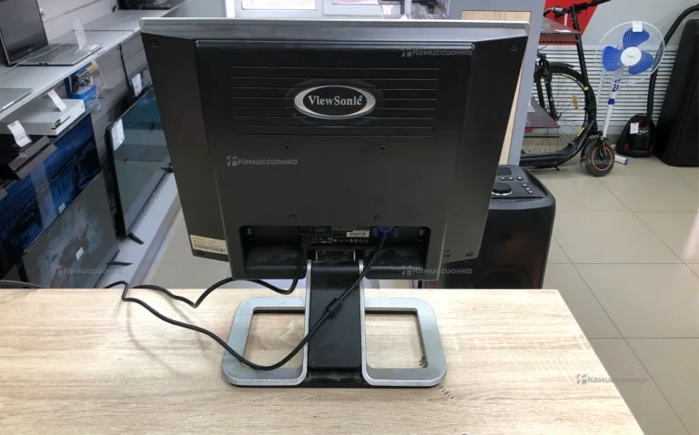 Монитор Viewsonic VX715