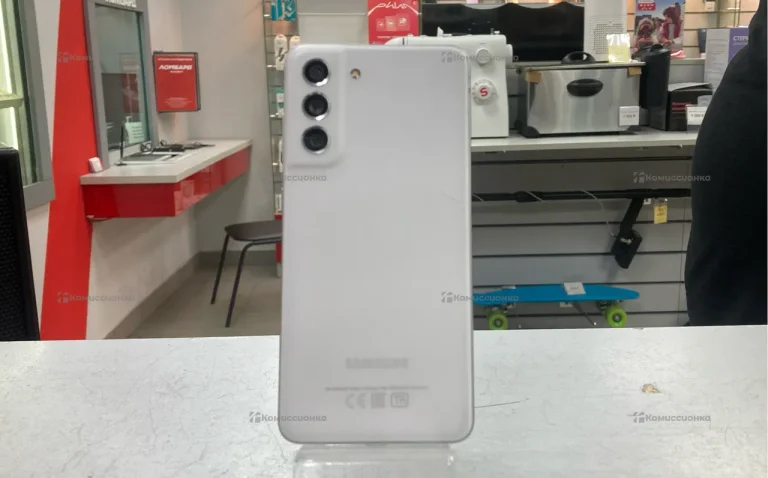 Samsung Galaxy S21 5G 6/128 ГБ