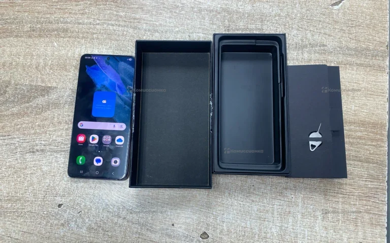 Samsung Galaxy S21 8/256 ГБ