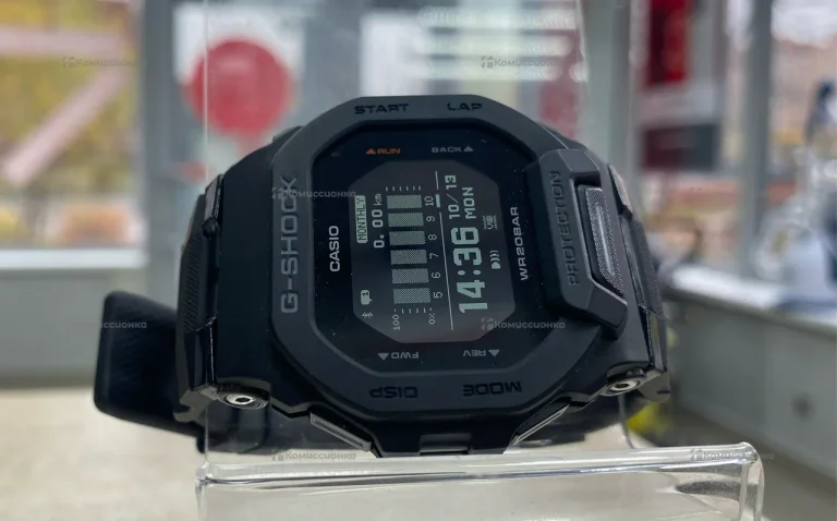 Часы Casio G-SHOCK SBD-200 RO23