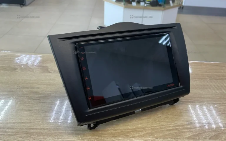 Автомагнитола  HD7088 2/16Gb