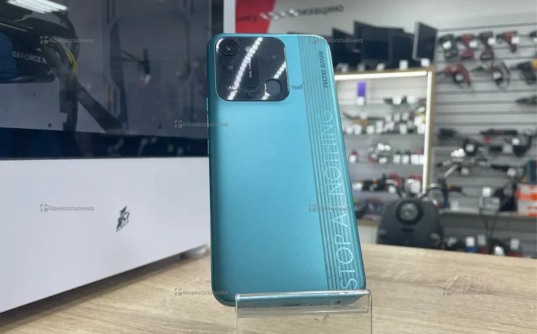 Tecno Spark 8C 4/64 ГБ