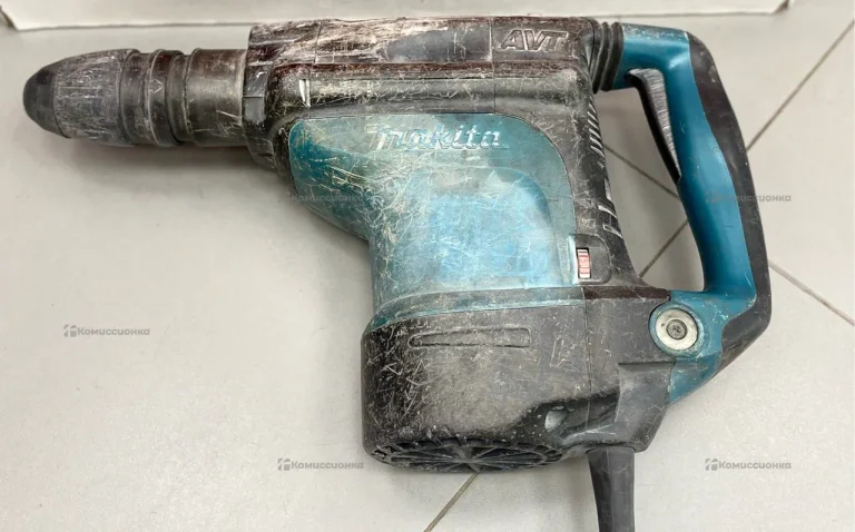 Перфоратор makita HR4511C
