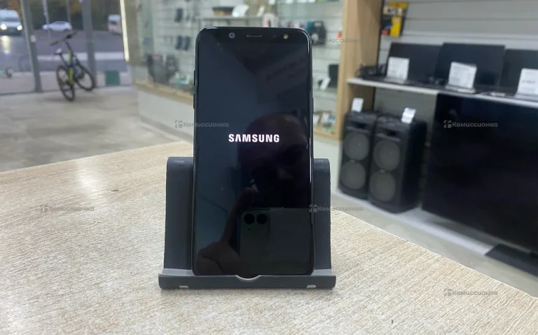 Samsung Galaxy A6 (2018) 3/32 ГБ