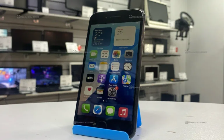 Apple iPhone SE 2020 64 ГБ.