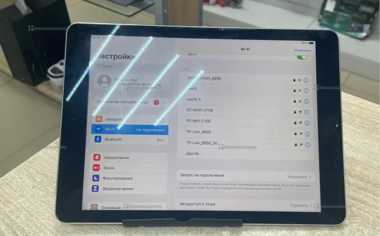 Планшет Apple iPad Pro 9.7 32Gb Wi-Fi