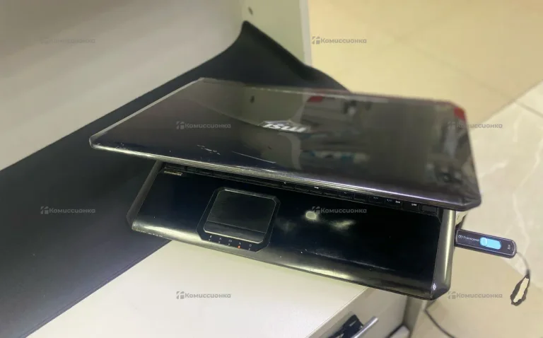 Ноутбук MSI AMD A10-4600M
