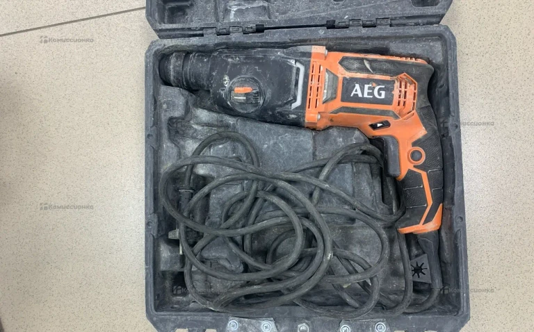 Перфоратор AEG KH 24 IE