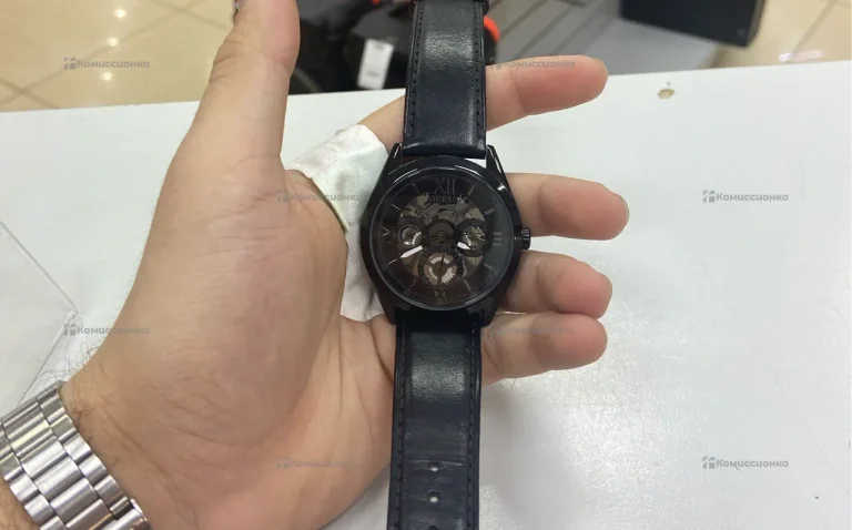 Часы Guess Watch GW0389G4