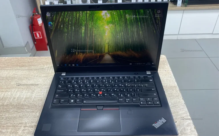 Ноутбук Lenovo 20L8S3X10F