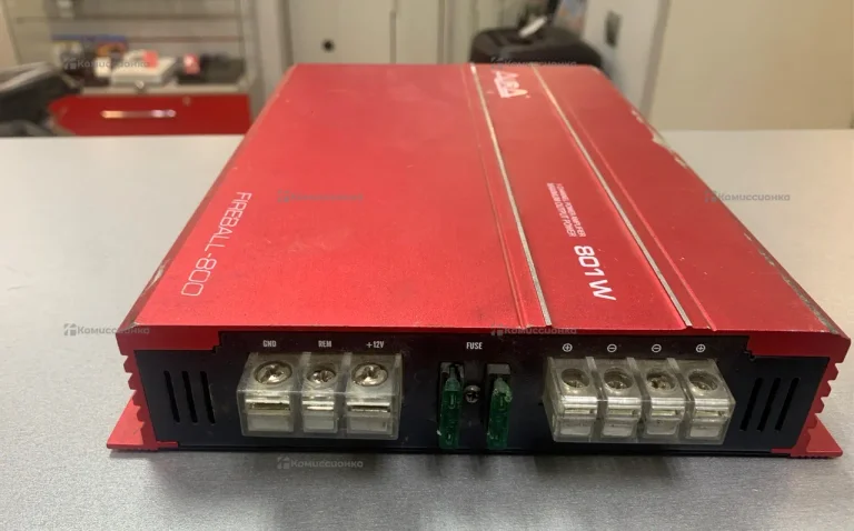 Усилитель  aura fireball 800