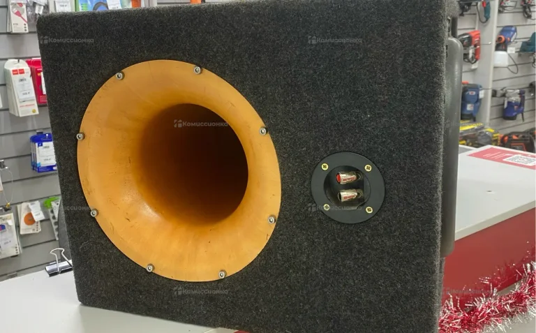 Сабвуфер  deaf bonce apocapylpse db-sa272d1 270 с