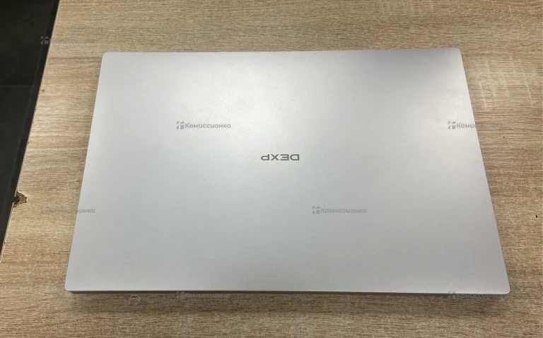 Ноутбук  Dexp c15