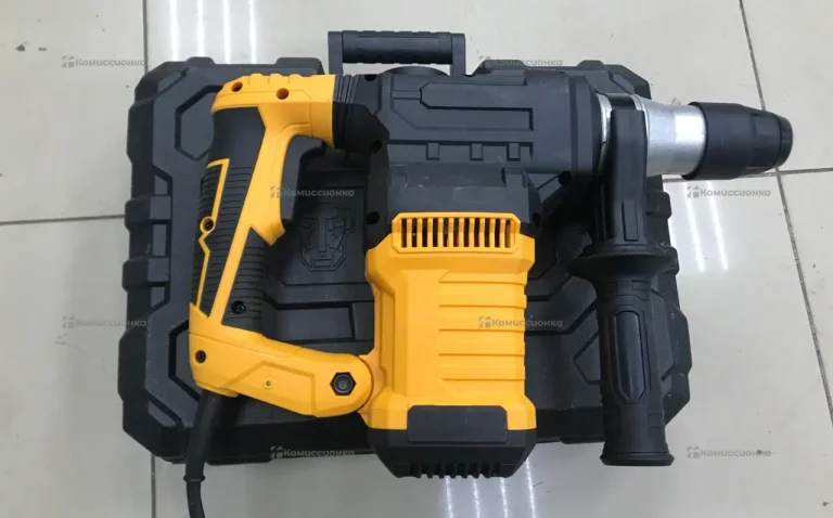 Перфоратор сетевой DEKO DKH2000