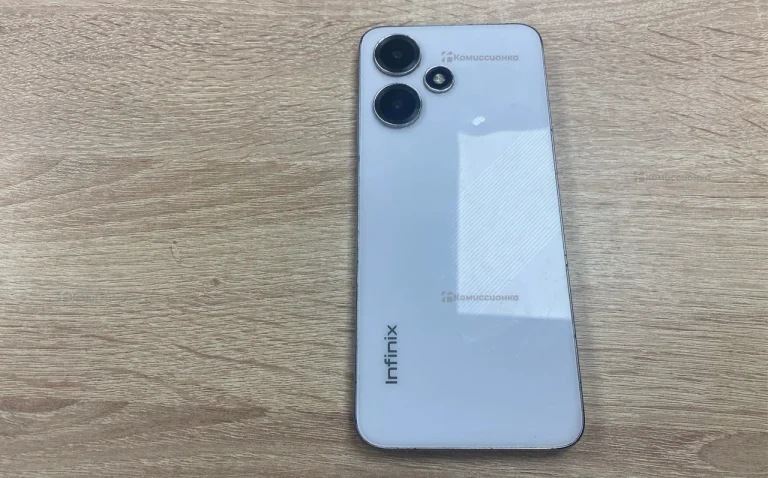 Infinix Hot 30 Play 8/128 ГБ