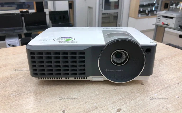 Проектор Benq MW712