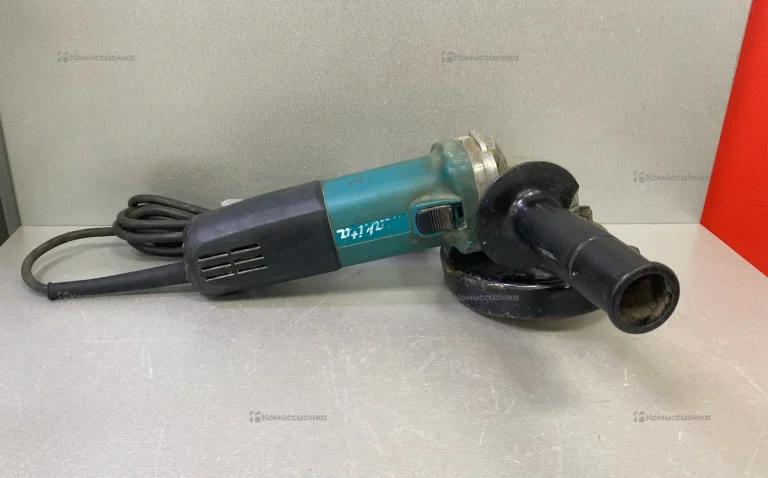 УШМ Makita 9558HNR