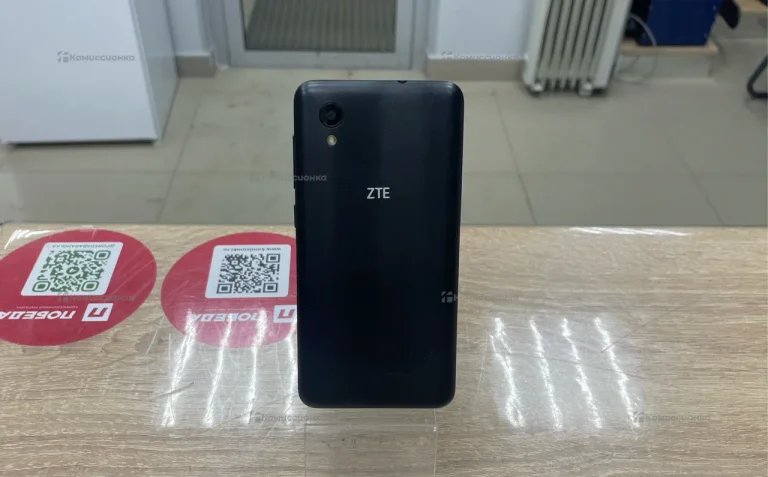 ZTE Blade L8 1/16 ГБ