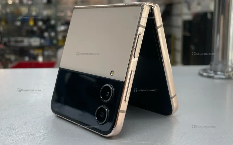 Samsung Galaxy Z Flip 4 8/256