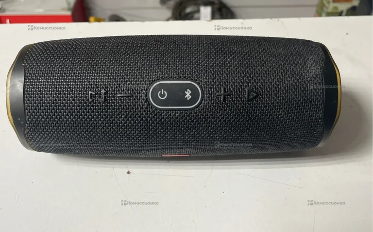 Колонка jbl charge 4