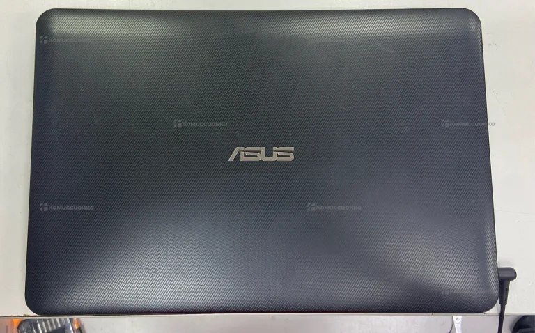 Ноутбук ASUS X555LJ
